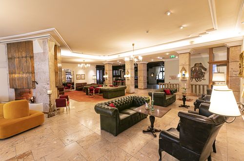 Lobby Sporthotel Igls Innsbruck