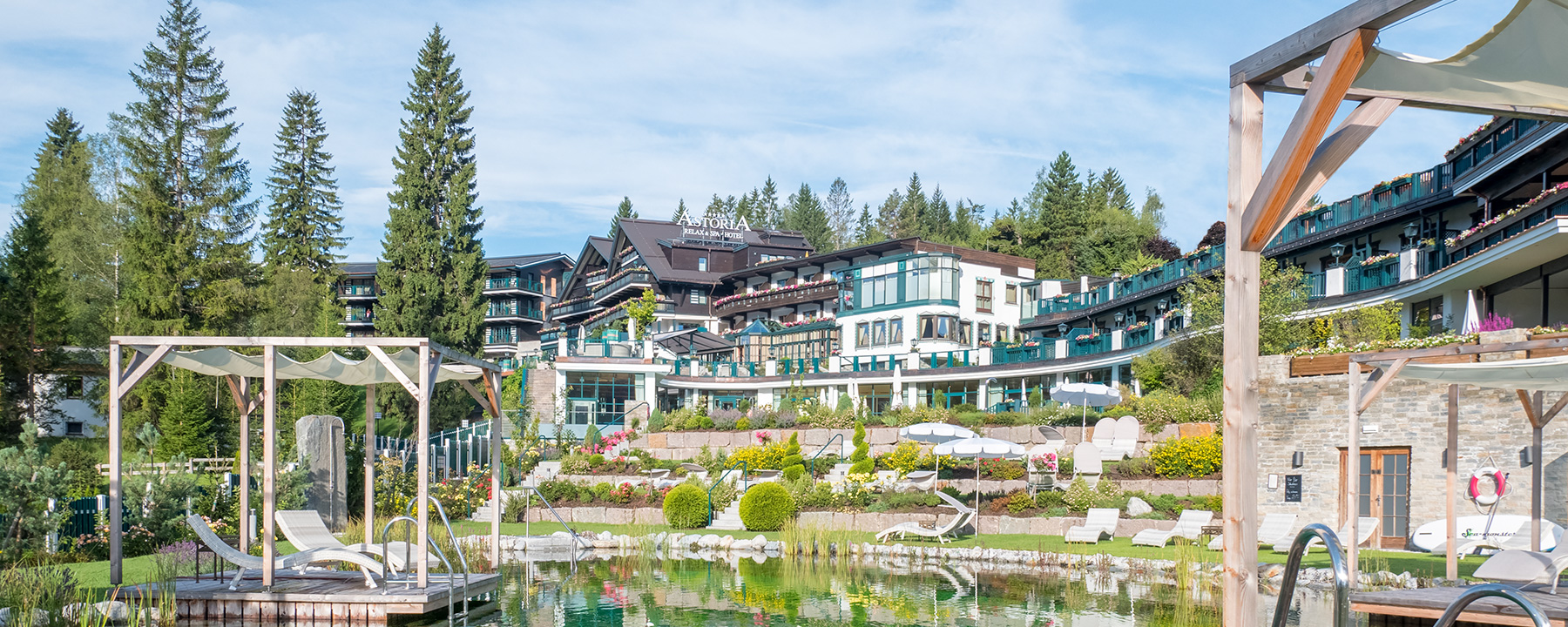 Naturbadesee Alpin Resort Sacher