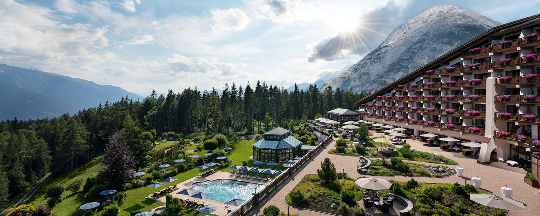 Aussenansicht INTERALPEN-HOTEL TYROL